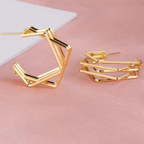 Womens Simple Punk Exaggerated Hollow Metal Earrings Hollow Multilayer Chain Hop Earrings Three-Dimensional Irregular Earrings