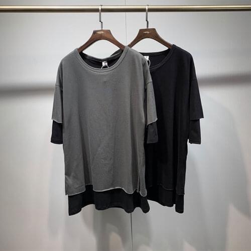 Mens summer loose false two-piece stitching cuffs design T-shirt Mens Japanese retro simple loose large size T-shirt fashion