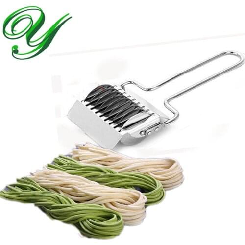 Stainless steel Pasta roller dockers manual noodle cutter blades spaghetti dough knife vegetable salad food masher cutting tools