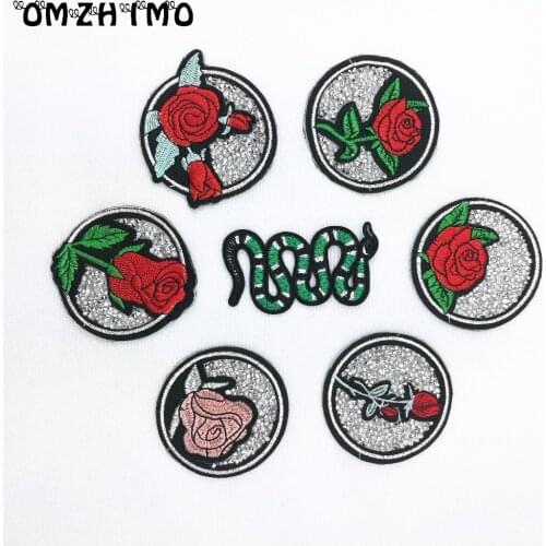 Snake Embroidered Patches Rose Flores Rhinestone Iron Patch Strass Stones Applique Parches Patchwork Scrapbooking Accessories