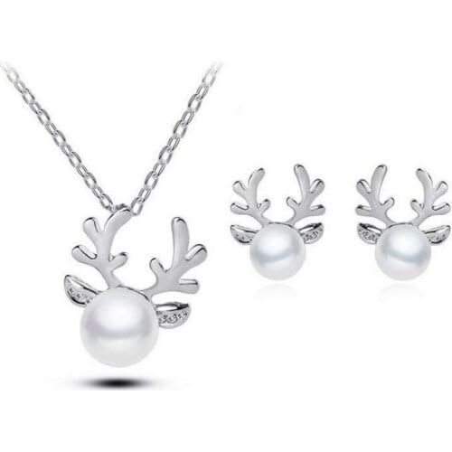 New Gothic Statement Necklace Exquisite Antler Crystal Necklace Fashion Jewelry Bohemian Womens Elegant Pearl Necklace