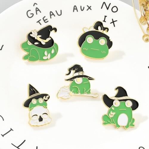 Cartoon Witch Frog Brooches Animal Wizard Hat Metal Badge Lapel Pins Backpack Clothes Decoration Jewelry Gift For Kid Friends