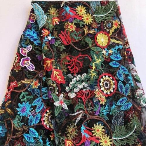 Fashionable Soft Lace Fabric White And Black Floral Heavy Embroidery Mesh Fabric For Evening Dress Fashion Apparel By The Yard