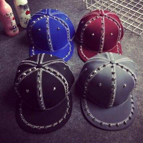 2016 New Men Womens Unisex Punk Solid Color Blank Rivet Baseball Caps Casual Snapbacks Hats Hip Hop Cap Sun Hat For Men Women