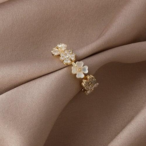 Rings With Crystals Dominated China