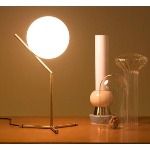 Modern White Glass Table Lamp Globe LED Table Lights Brass Desk Light for Living room Bedroom Beside Lighting Table Lamps TA068
