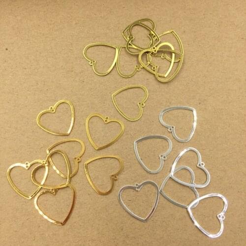 SEA MEW 20mm Metal Copper Heart Pendant Connectors 4 Colors Plated Earrings Jewelry Accessories With 2 Hole