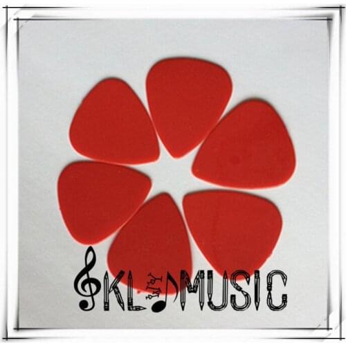 Door to door sale,Red Nylon guitar picks, High Quality Nylon material guitar plectrums