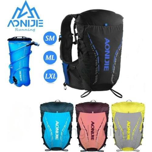 C9104 Ultra Vest SM ML LXL 18L Hydration Backpack Pack 2L water bag Soft Water Bladder Flask Hiking Trail Running Marathon Race