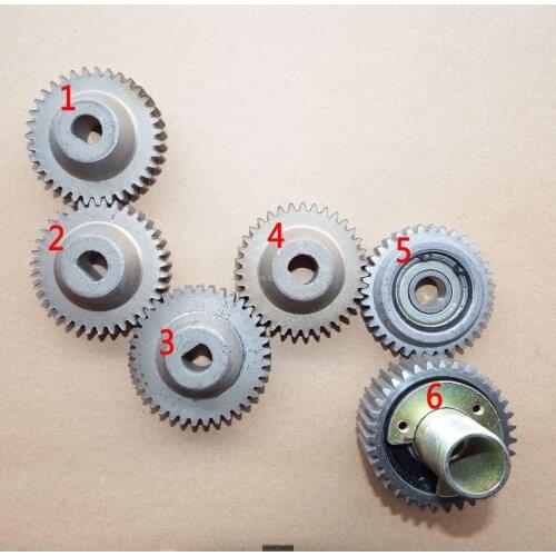 900 Or 1000 Type Automatic Sealing Machine Gear Iron Gear