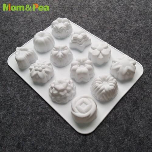 GT16-2 12-cavity Blossom Shaped Silicone Mold Dessert Mousse Mould Cake Decoration Tools