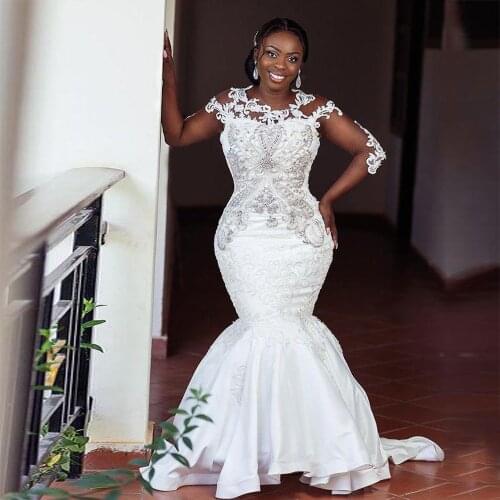 Luxurious Crystals Beaded Satin Mermaid Wedding Dresses White Short Sleeves Bride Robe De Marriage Bridal Gowns Arabic Aso Ebi