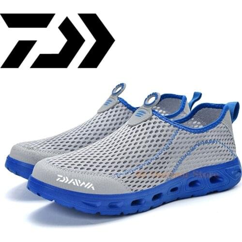 DAIWA Fishing Shoes Mens Outdoor Sports on Foot Wading Shoes Fishing Breathable Shoes Travel Camping Large Size Shoes 39-48