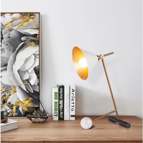 Nordic Creative Marble Horn Metal Table Lamp Office Study Beside LED Desk Light LED Suspension Lamps TA135