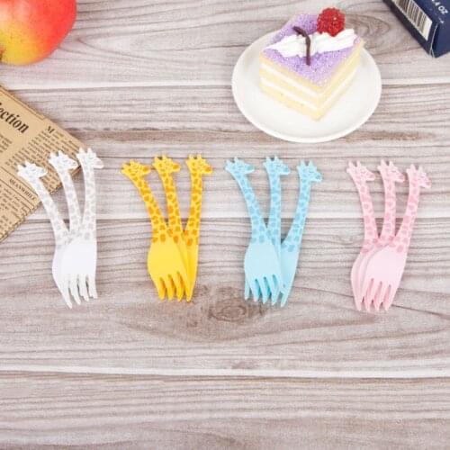 12Pcs Food Grade Food Picks Cute Cartoon Giraffe Shape Salad Desert Forks Kids Tableware Plastic Kitchen Tool Fruit Snack Fork