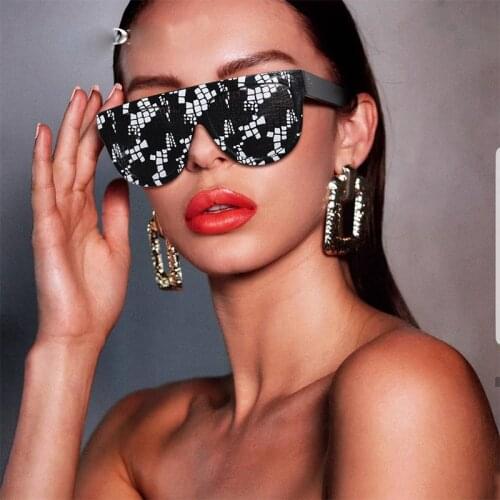 2021 Summer New Style Sunshade Mirror Mosaic Womens Shoes Glasses Outdoor Fashion Sunglasses