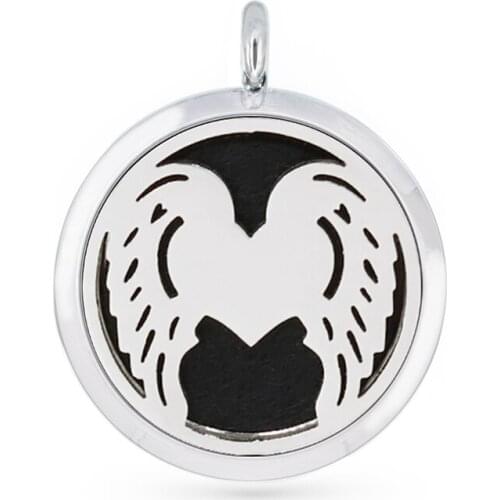 30mm Hollow Flying Wing Heart Aromatherapy Essential Oil Perfume Diffuser Locket Pendant with 6pcs PadS Fit Necklace key Chains