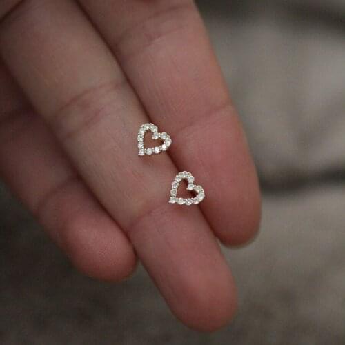 Shiny Crystal Gold-plated Earring Fashion Hollowed Out Love Heart Girl Zircon Stud Earring Lovely Lady Daily Collocation Jewelry