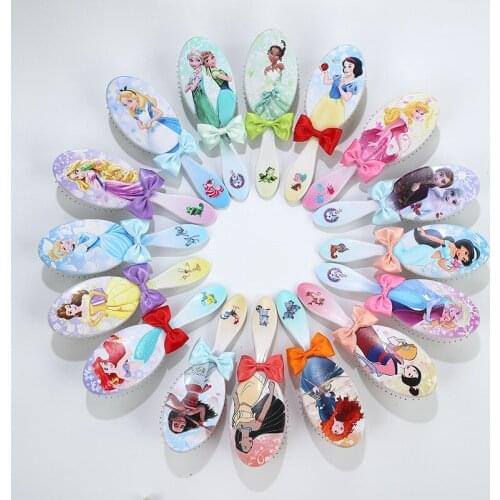 16 models Disney Girls Comb Frozen Elsa Anna disney Princess snow white Cute Massage Comb Comb Disney Cartoon comb Toys gifts