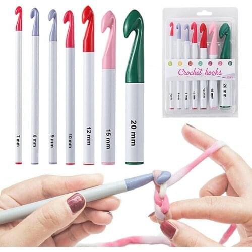 7Pcs Crochet Hook Set Multicolor 7-20mm Plastic Crochet Hooks Knitting Needle DIY Yarn Sweater Weaving Knitting Garment Tool