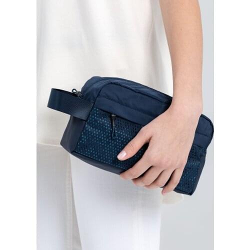 MANEVR Cosmetics And Travel Bags