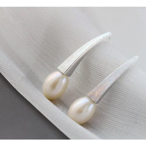 Authentic 925 Sterling Silver Lady Retro Style Charm Inlaid Natural Freshwater Pearl Trendy Earring Jewelry Gift