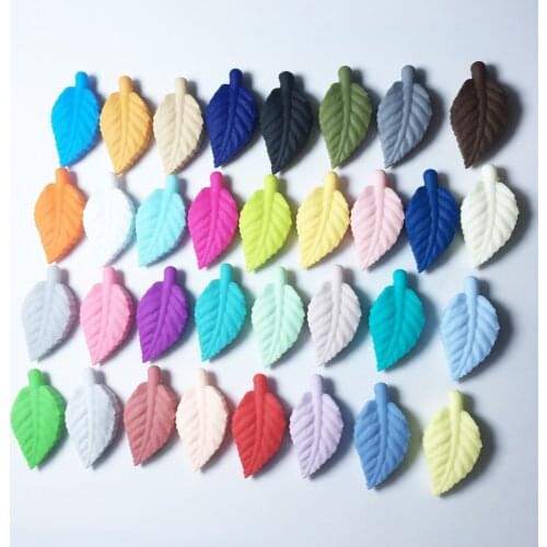 5PCS Silicone Leaf Teether Beads Nursing Silicone Baby Pendant Necklace Beads BPA Free Teething Toys Leaf shape Beads Pendant
