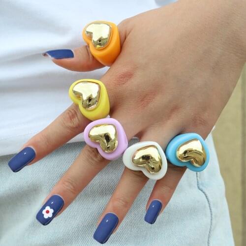 Y2K Trendy Ins Exaggerated Colorful Gold Heart Shape Resin Chunky Ring For Women Girl Party Jewelry Gift