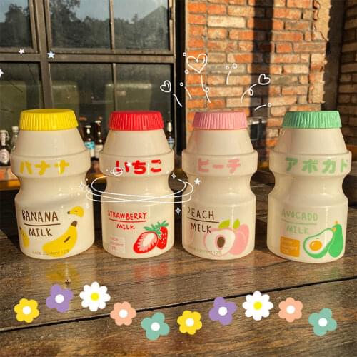 480ml Creative Fruits Plastic Water Bottle BPA Free Cute Strawberry Milk Carton Water Bottles Portable Leakproof Drinking Bottle