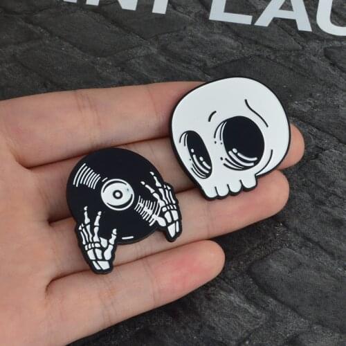 Skeleton Record Hands Pin DJ Hands skull Pin as gift People who are obsessed with music rhythm Halloween decoration