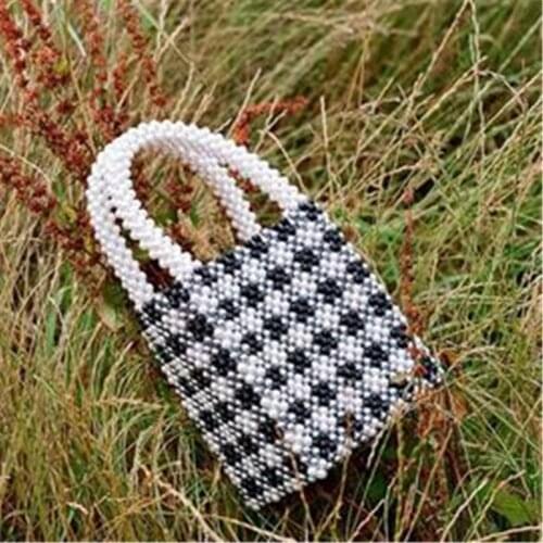 Designer Hand-woven Pearl Women Handbags Handmade Beaded Totes Luxury Charm Evening Crystal Bags Small Ladies Purses Party