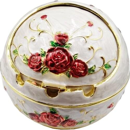European retro creative zinc alloy ball with cover metal ashtray fashion personality home desk home