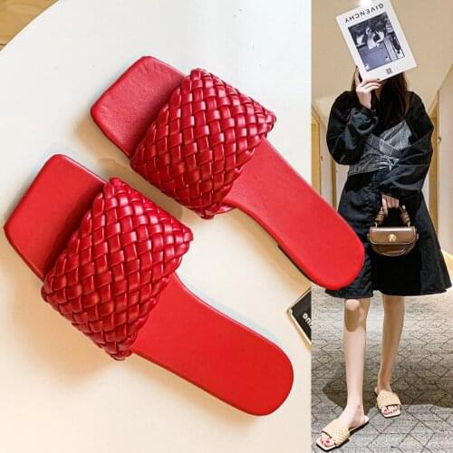 Womens Slippers 2021 New One-word Braided Belt Wear Light Casual Womens Sandals