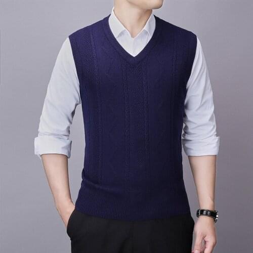 Mens Winter Sweater Middle-aged and Elderly Mens Wool Vest Jacquard Heart-neck Knitted Mens Sweater Vest Fashion Men Clothing