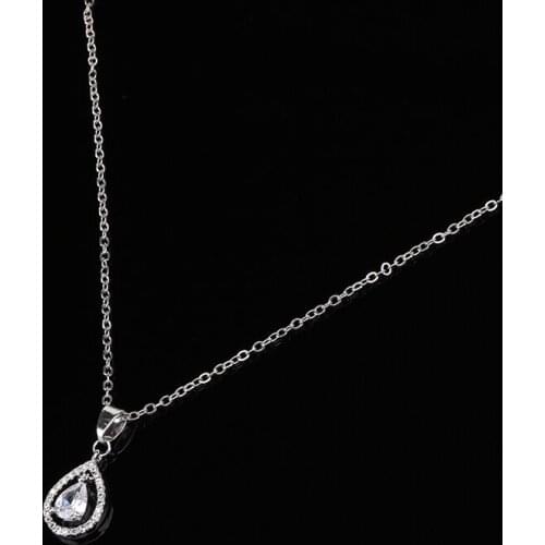 Korean Version Of The New Fashion Metal Necklace For Woman Set Zircon Carved Clavicle Chain Fashion Delicate Choker