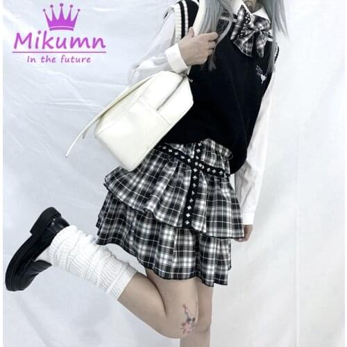 Japanese Harajuku Style Rivet Black White Plaid Pleated Skirts Punk Lolita Cake Mini Skirt School Girls Cute Casual Skirts