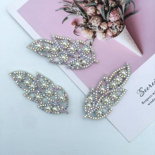 10PCS Rhinestones Pearl Leaves Feather Patch Sewing Crystal Applique for Jeans Clothing Hair Clips Decorations Sticker Clothes