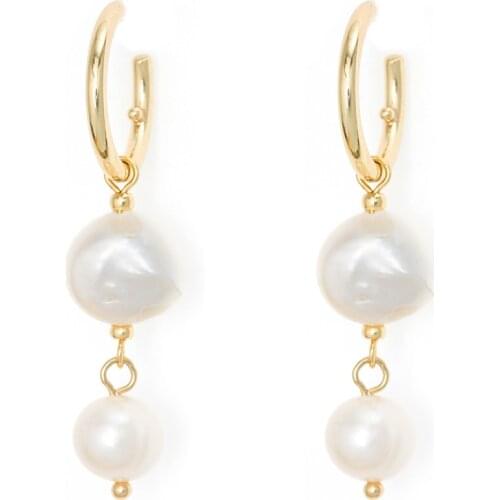 Baroque temperament girl long pearl drop earing earring women