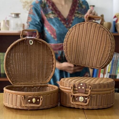 Wide Application Portable Wear-resistant Rattan Woven Suitcase for Picnic