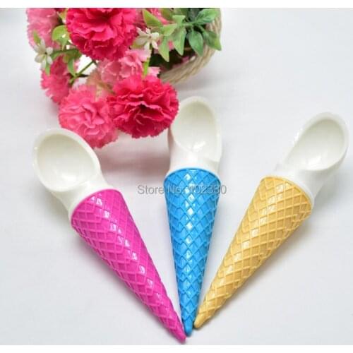 100pcs Lovely Plastic Ice Cream Frozen Yogurt Watermelon Baller Scoop Fruit Cookies Ball Maker Fruit Digging Spoon