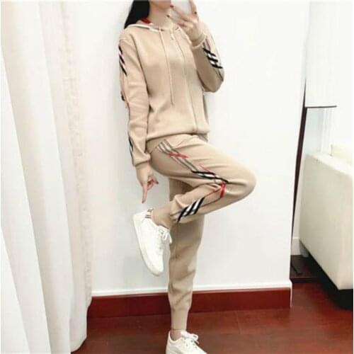 Spring and Autumn Slim Suit Womens Knitted Western Style Casual Sports Suit Female Fashion Temperament Two-piece Suit