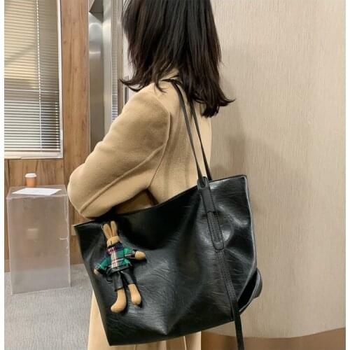 Autumn winter vintage large capacity bag female 2021 new fashion web celebrity tote bag minority design one-shoulder bag big bag
