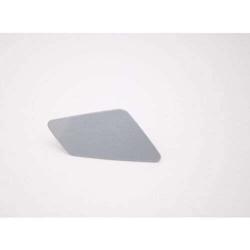 1Pcs Car Front Bumper Headlamp Washer Nozzle Cover Cap Right Side for Skoda Superb 2016