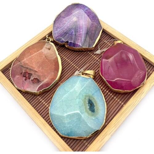 Natural Stone Pendant Necklace Irregular Shaped Blue Gem Agate Pendant Personality Fashion Handicraft Necklace Accessories