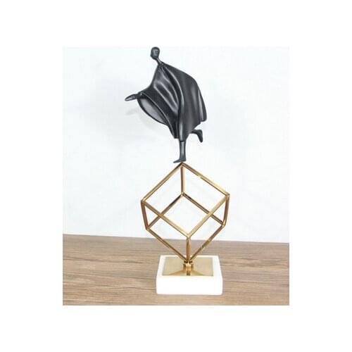 The new large manufacturers selling Lucky Cat ornaments business strong saving piggy bank opened a wedding gift