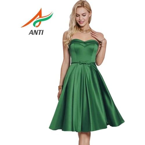 ANTI Fast Shipping Vintage Green Sweetheart Short Graduation Dresses 2019 With Sleeveless Satin mezuniyet elbiseleri