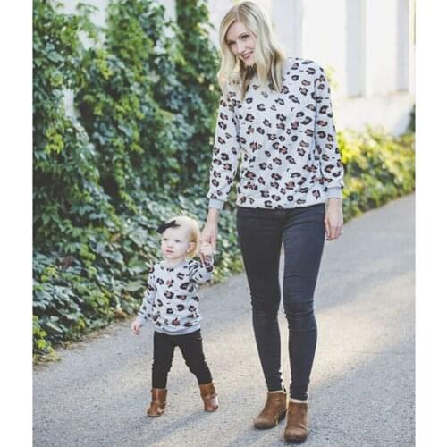 Mother and Daughter Suit Top New Year Family Clothes Set Womens T-shirt Autumn Long-Sleeve Leopard Print T-shirt