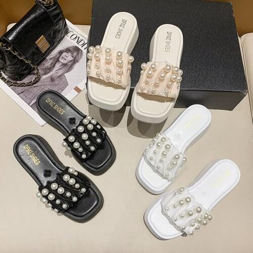 Womens Single-Strap Slippers 2021 Summer New Pearl Flat Sandals Open Toe Soft Bottom Outdoor Sandals for Women