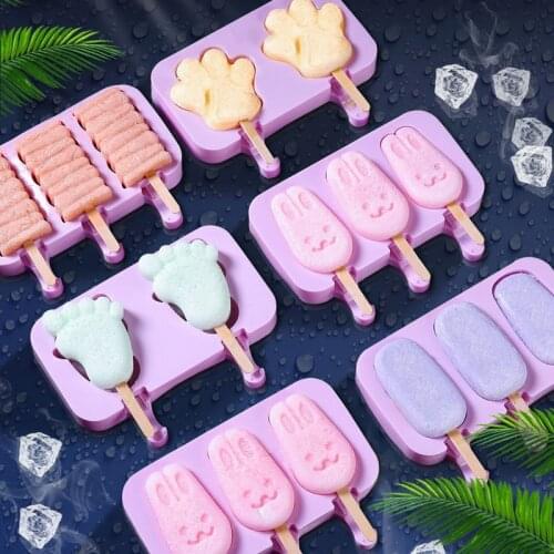 Silicone Ice Cream Mold Popsicle Molds DIY Homemade Ice Lolly Mold Cartoon Snowman Ice Cream Popsicle Ice Pop Maker Mould