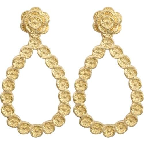 Gorgeous Gold Color Flower Decorated Drop Earrings For Women Girl Elegant Chic Lovely Floral Casual Chic Statement Jewelry